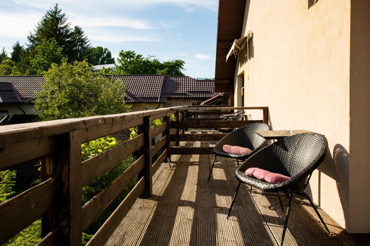 Pension Andra'S House Horezu Luaran gambar